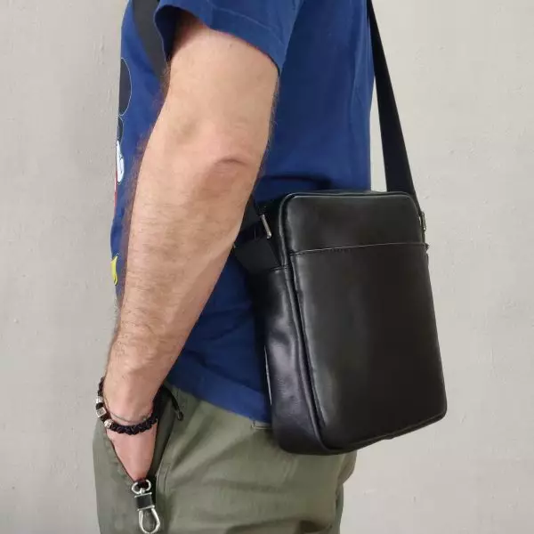 Мужская кожаная сумка из натуральной кожи MYZ TOKYO через плечо мужская барсетка кросс-боди кожаная сумка-планшет Чоловіча шкіряна сумка з натуральної шкіри через плече чоловіча барсетка крос-боді ТОКИО шкіряна сумка-планшет