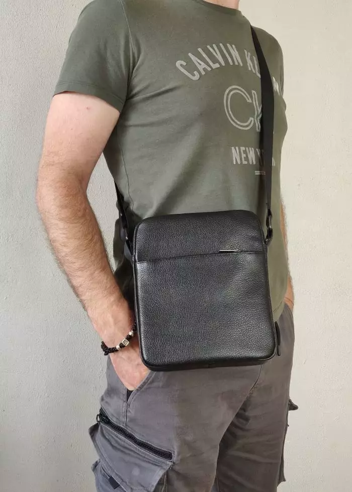 Мужская кожаная сумка из натуральной кожи MYZ NEW YORK через плечо мужская барсетка кросс-боди кожаная сумка-планшет Чоловіча шкіряна сумка з натуральної шкіри через плече чоловіча барсетка крос-боді Нью-Йорк шкіряна сумка-планшет