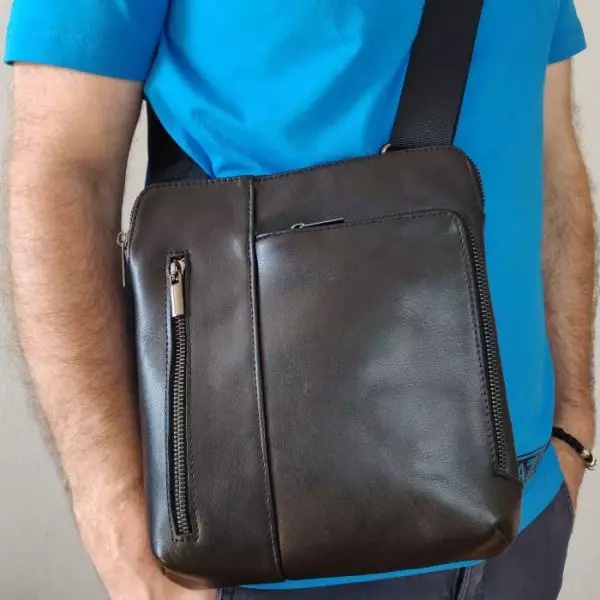 Мужская кожаная сумка из натуральной кожи MYZ LEON через плечо мужская барсетка кросс-боди ЛЕОН кожаная сумка-планшет Чоловіча шкіряна сумка з натуральної шкіри MYZ LEON через плече чоловіча барсетка крос-боді ЛЕОН шкіряна сумка-планшет