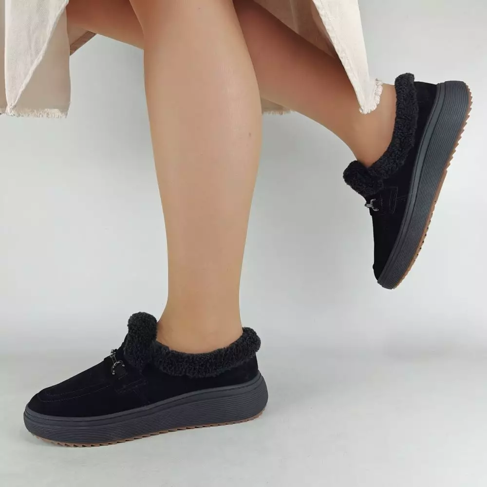 Женские зимние ботинки низкие MYZ 0081 BLACK из натуральной замши — изображение 6