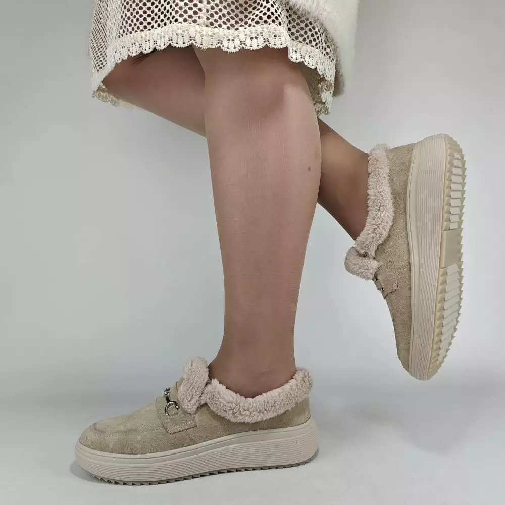 Женские зимние ботинки низкие MYZ 0081 светлый БЕЖ из натуральной замши — изображение 4