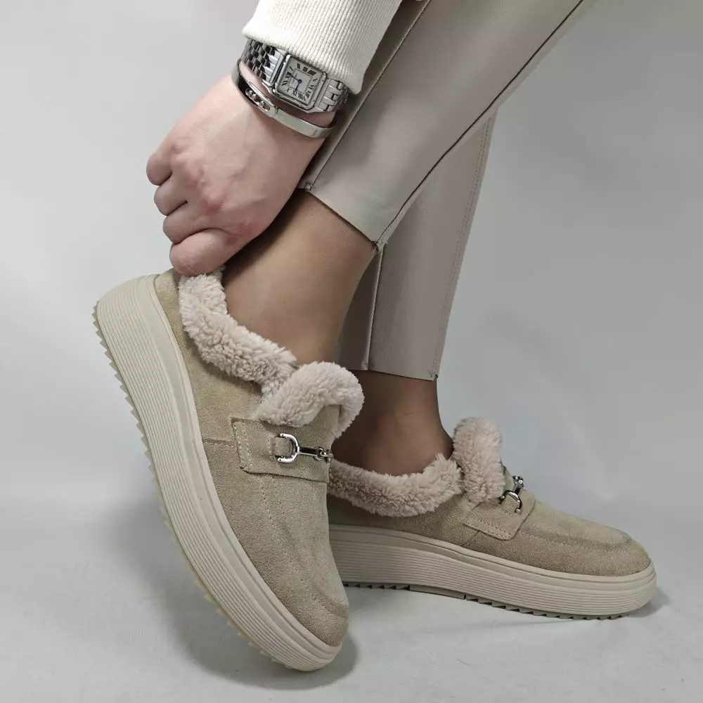 Женские зимние ботинки низкие MYZ 0081 светлый БЕЖ из натуральной замши — изображение 15