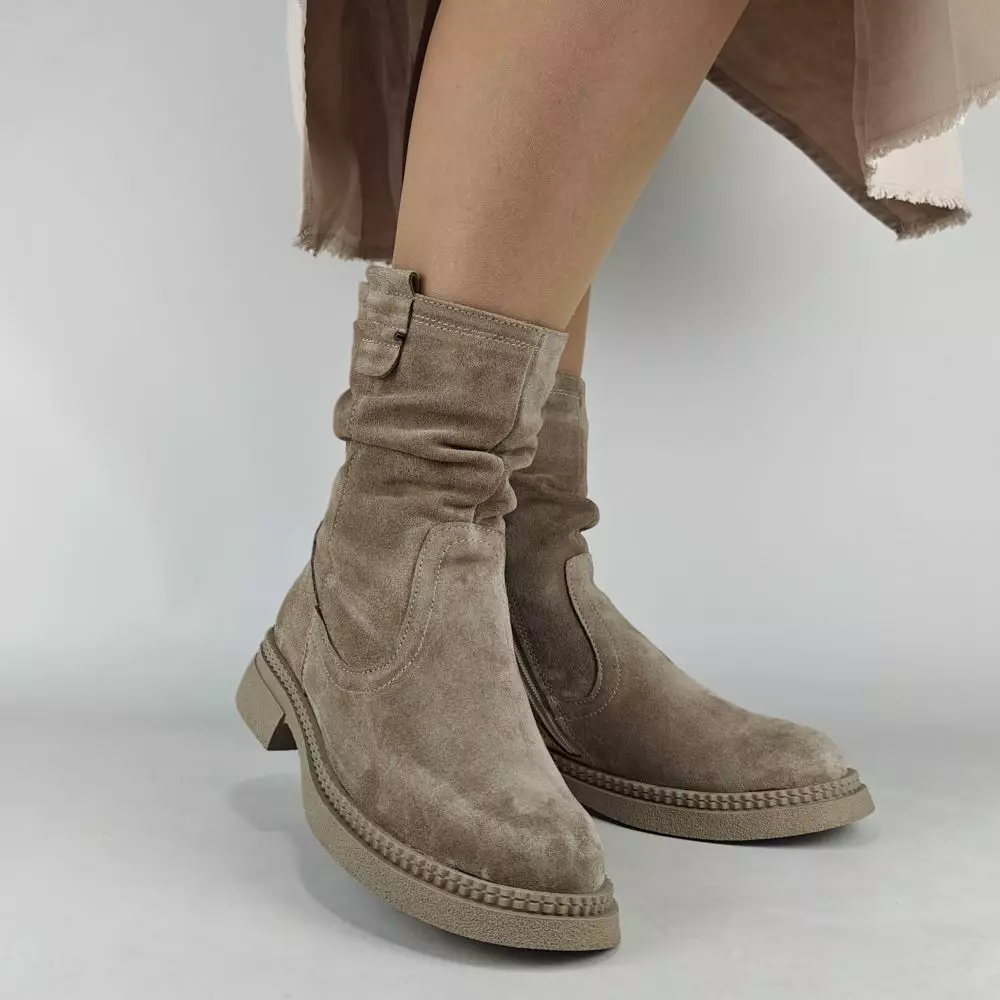 Ботинки женские MYZ МАЙЗ кожаные молодежные бежевые нюд latte латте натуральная кожа и замша мех зимние 36 37 38 39 40 41 черевики жіночі натуральна замша лате шкіра бежева нюдова зимові хутро